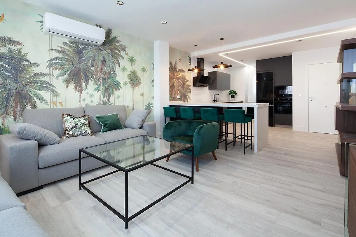 Espectacular Piso En Nervion Apartment Seville