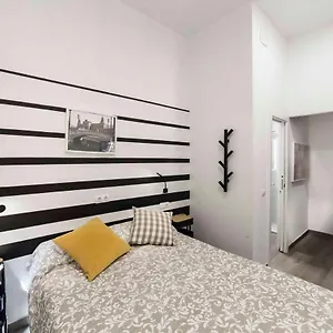 Mar - Beautiful With Two Bedrooms And Two Bathrooms Siviglia