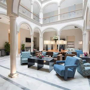 4* מלון Petit Palace Marques Santa Ana